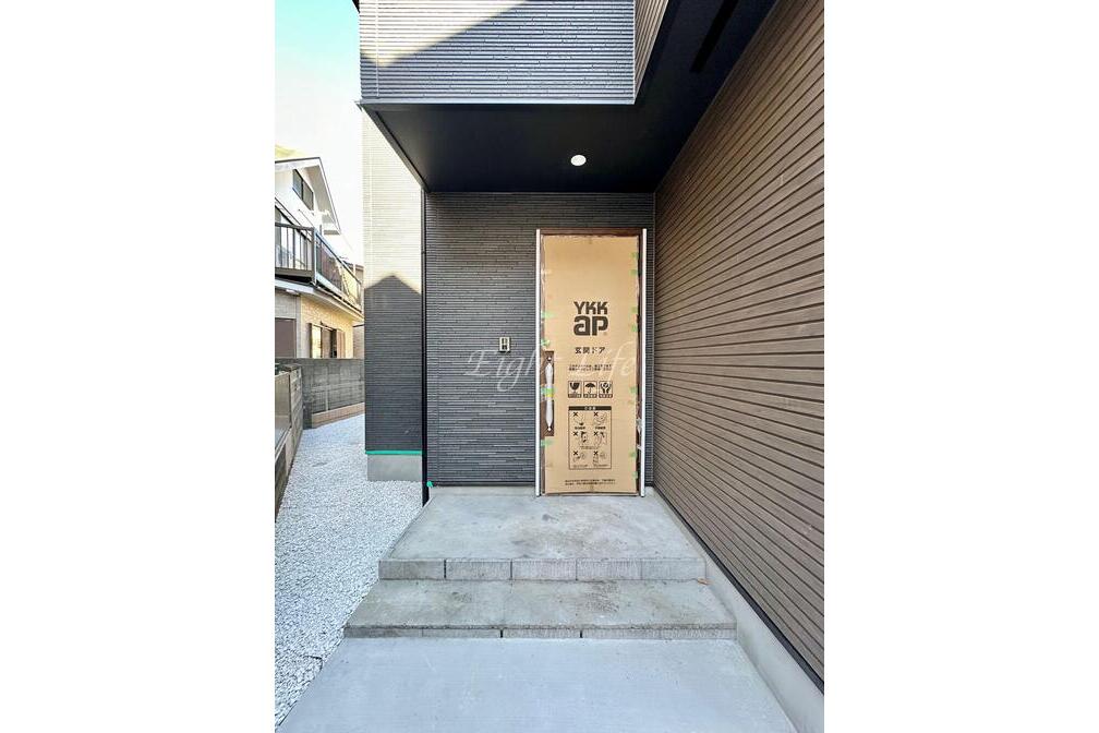 衣笠栄町1丁目B棟【新築戸建】