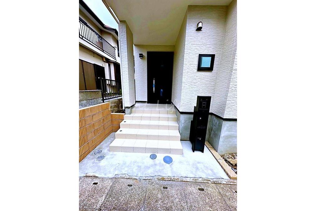 逗子市桜山３丁目新築戸建