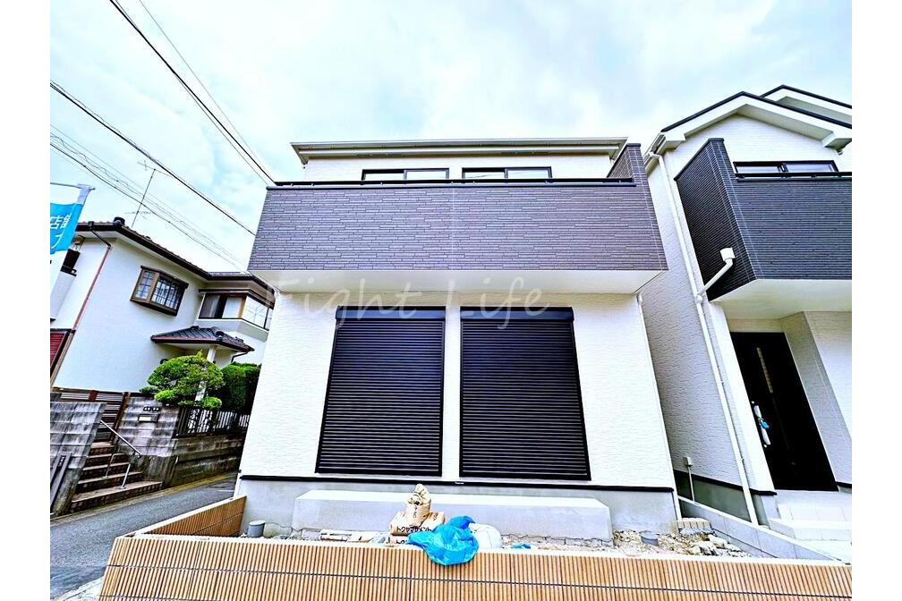 逗子市桜山３丁目新築戸建