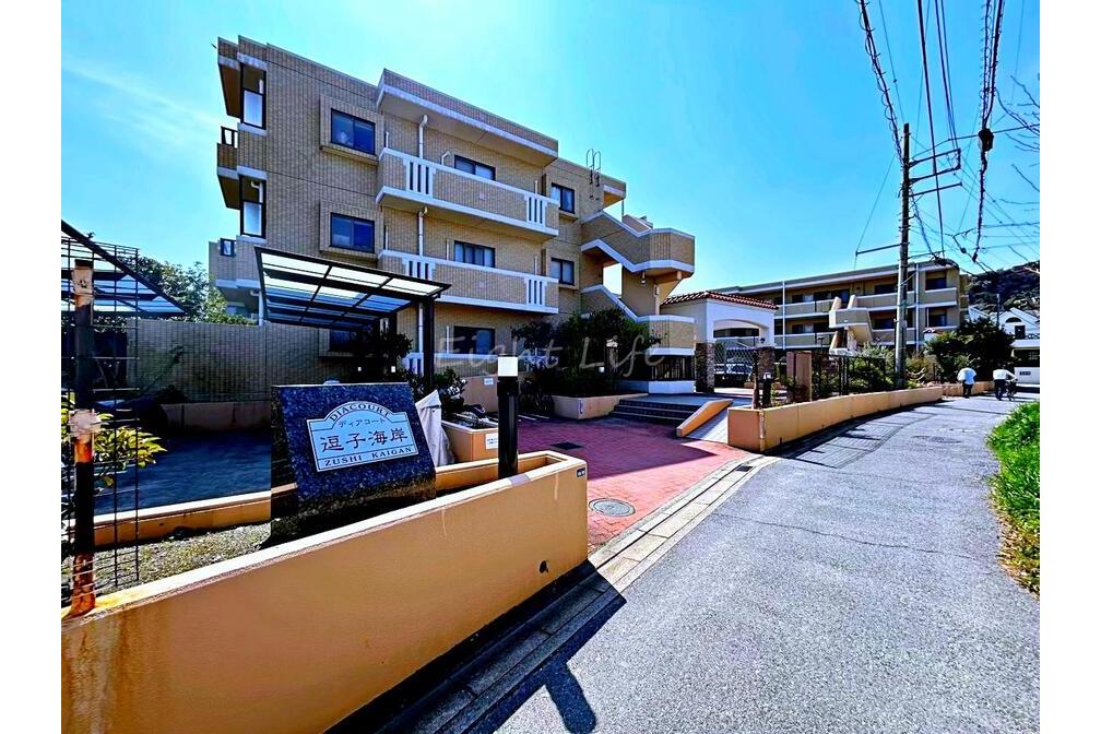 ディアコート逗子海岸1階部分