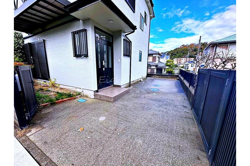 三浦郡葉山町一色　リノベーション戸建