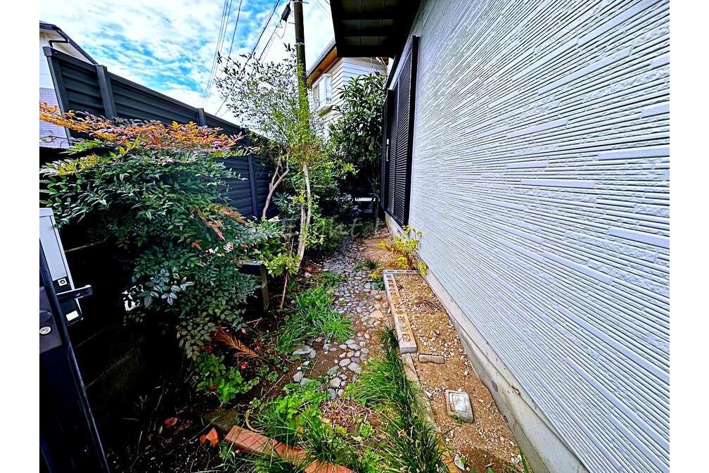 三浦郡葉山町一色　リノベーション戸建