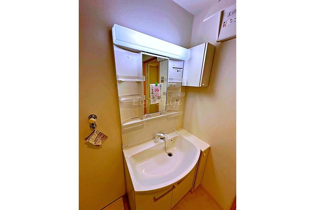 エアリアルタウン逗子海岸１階部分