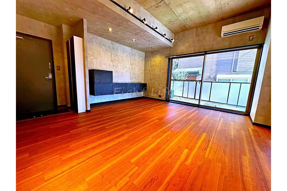 グレード１逗子　１階部分