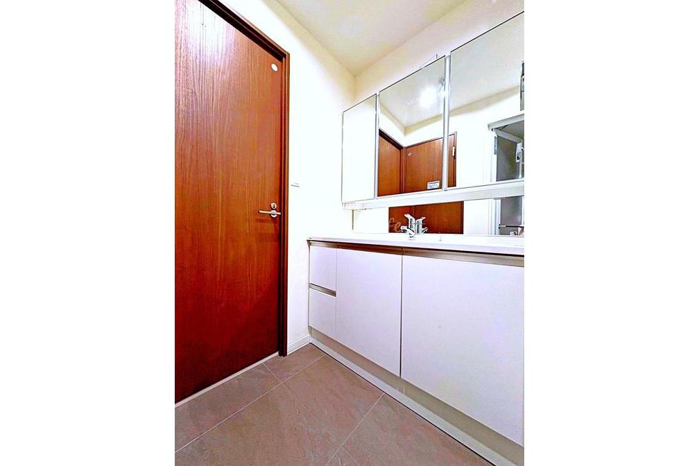 ジュネス葉山クレスト　1階部分