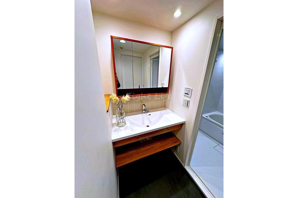 プラハ鎌倉材木座　２階部分